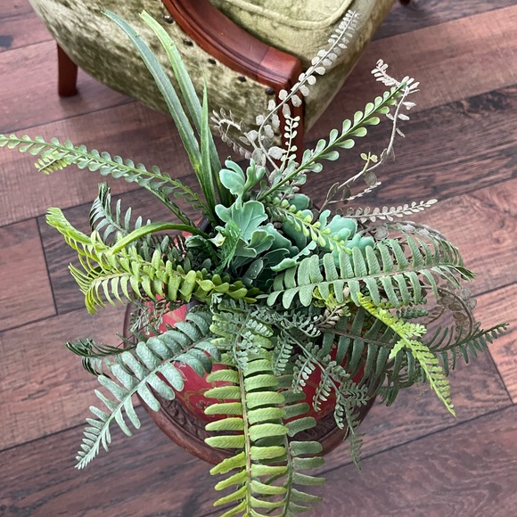 Hand Painted Pot / Vase with Greenery - Picture 3 of 7